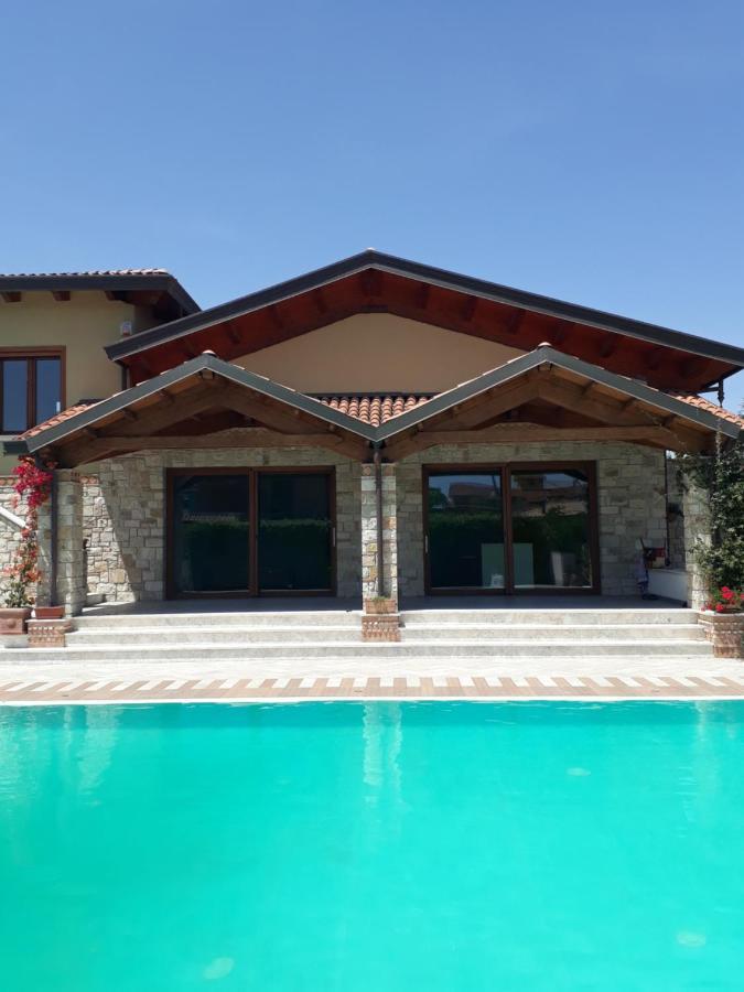 B&B A Casa Di Zia Luisa Venticano ภายนอก รูปภาพ